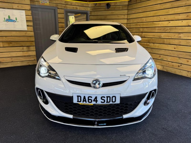 View VAUXHALL ASTRA GTC 2.0T VXR Euro 5 (s/s) 3dr