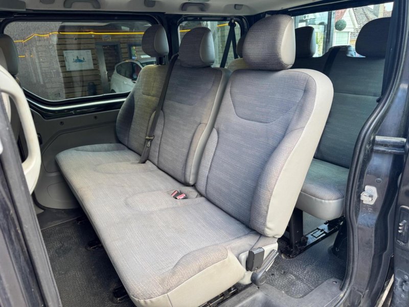 RENAULT TRAFIC