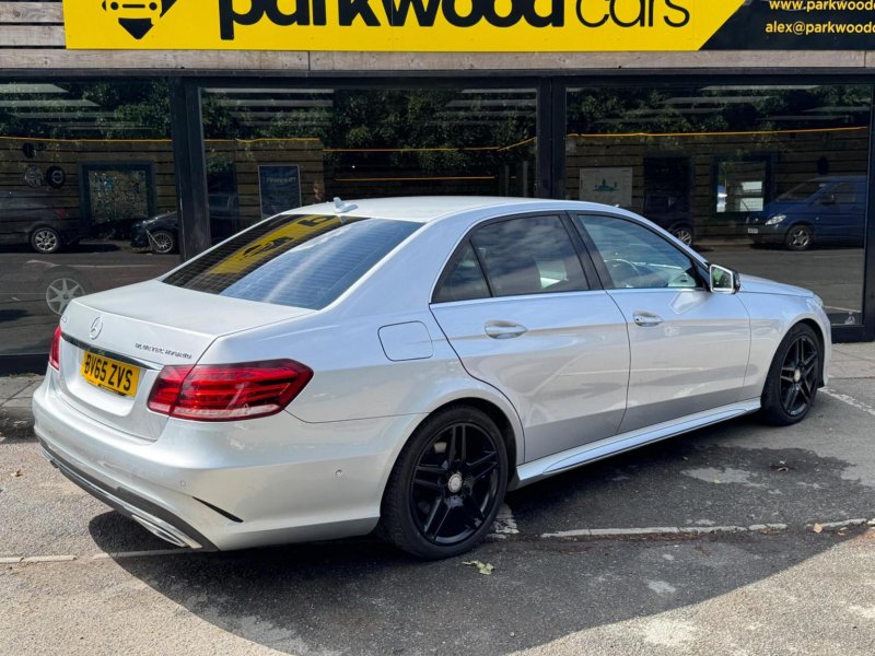 MERCEDES-BENZ E CLASS