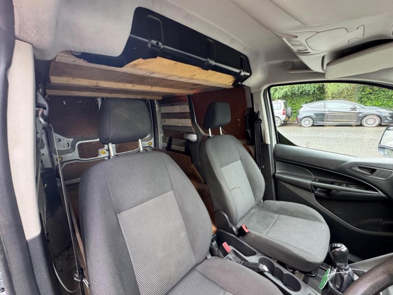 FORD TRANSIT CONNECT