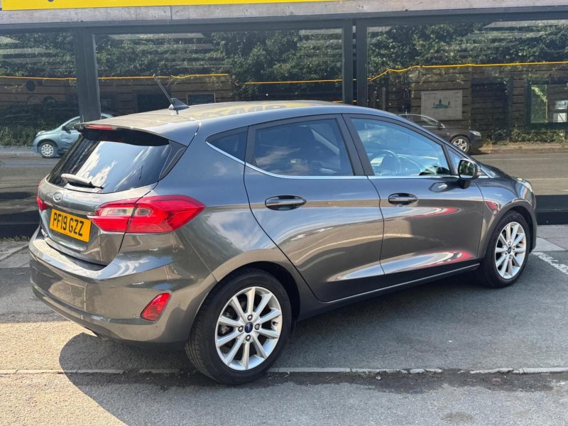 FORD FIESTA