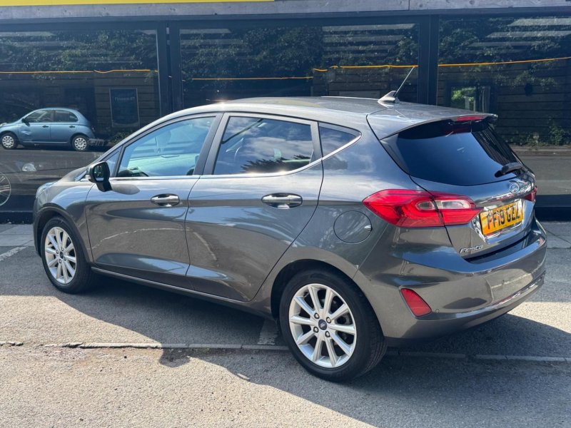 FORD FIESTA