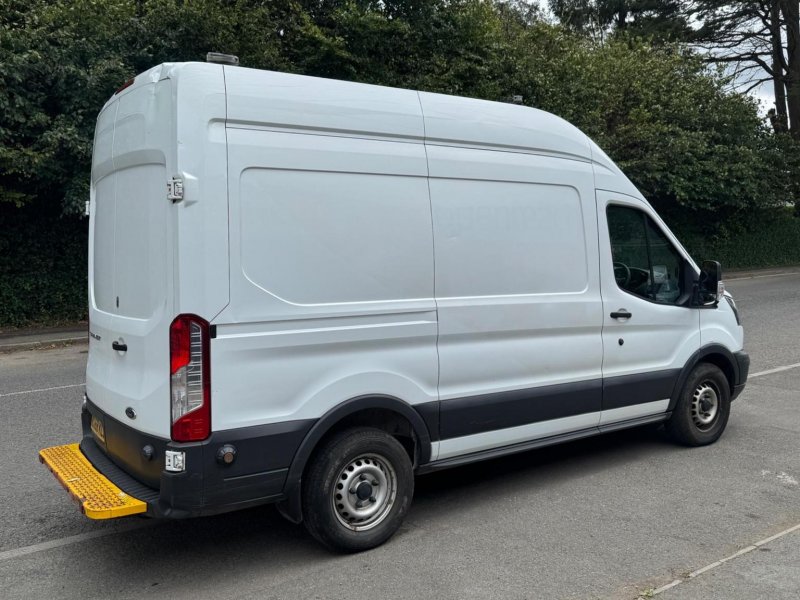 FORD TRANSIT