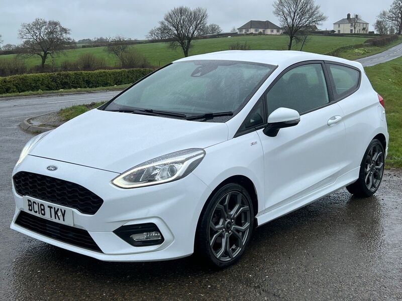 View FORD FIESTA 1.0T EcoBoost ST-Line Euro 6 (s/s) 3dr
