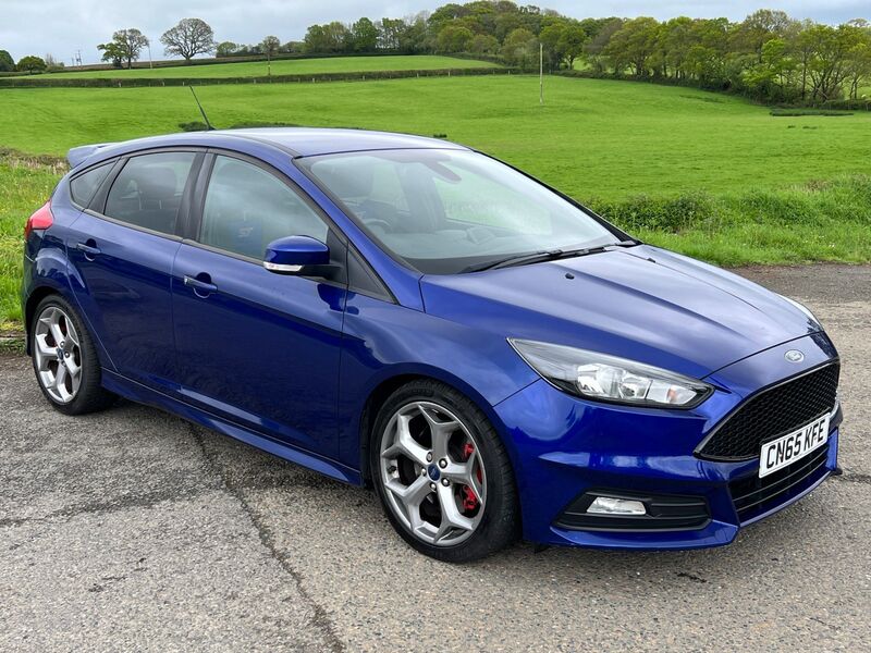 View FORD FOCUS 2.0 TDCi ST-2 Euro 6 (s/s) 5dr